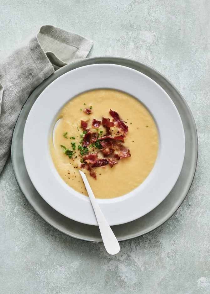 Cremet blomkålssuppe