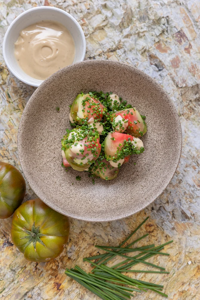 Tomat med fransk vinaigrette