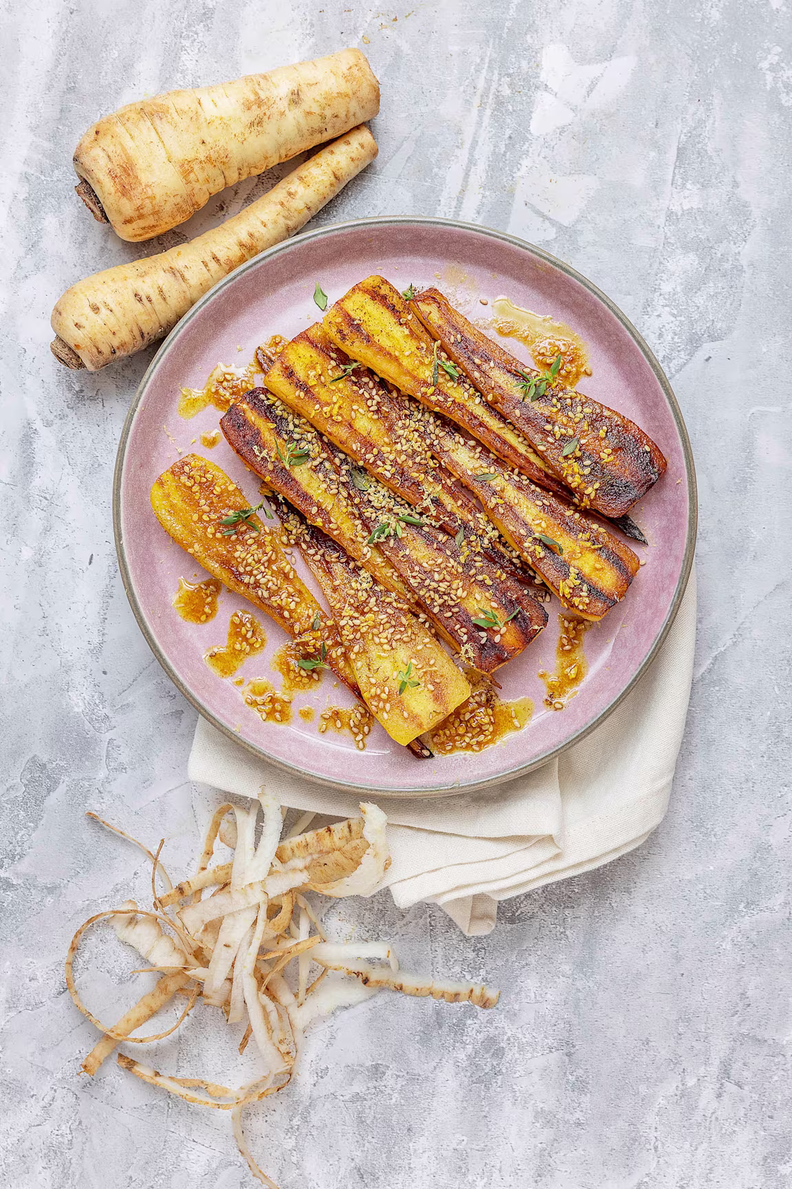 Pastinakker med tomatvinaigrette