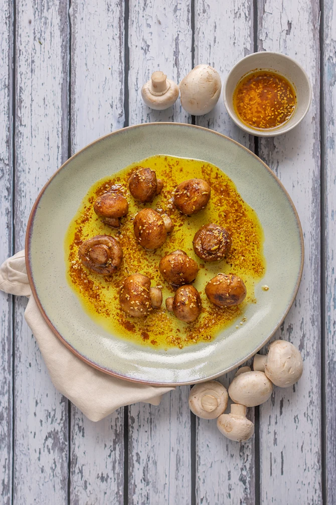 Champignon med tomatvinaigrette