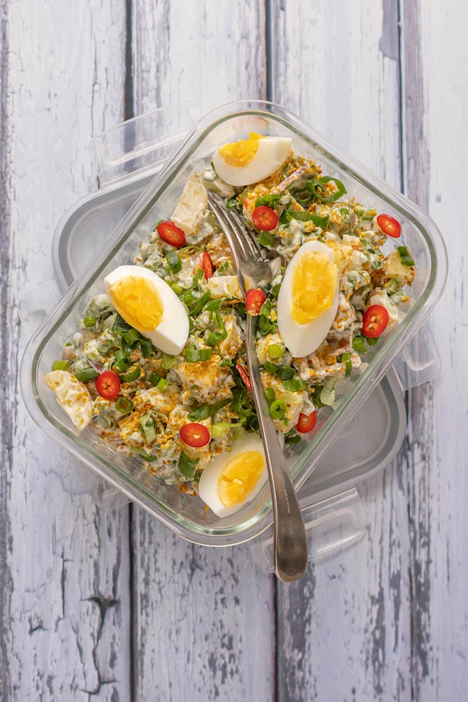 Kartoffelsalat med æg 