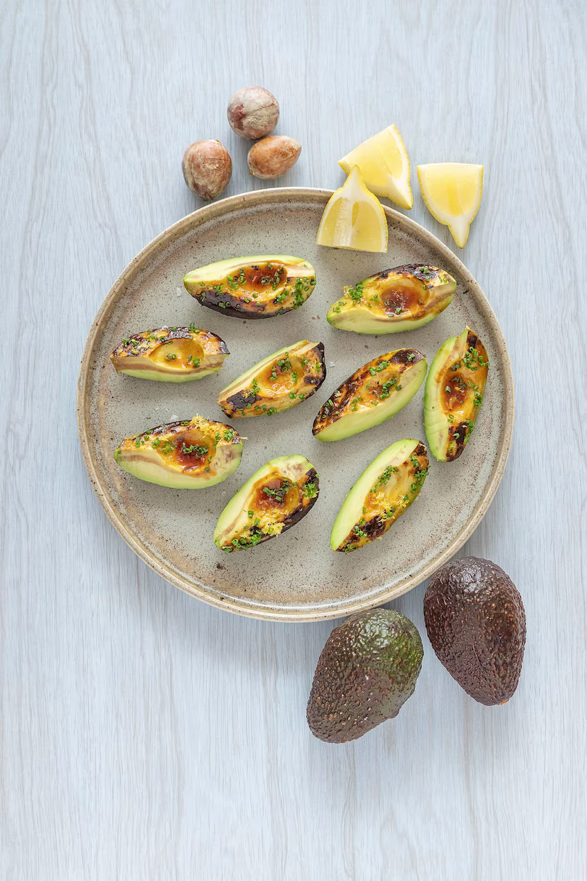 Avocado med barbeque sauce