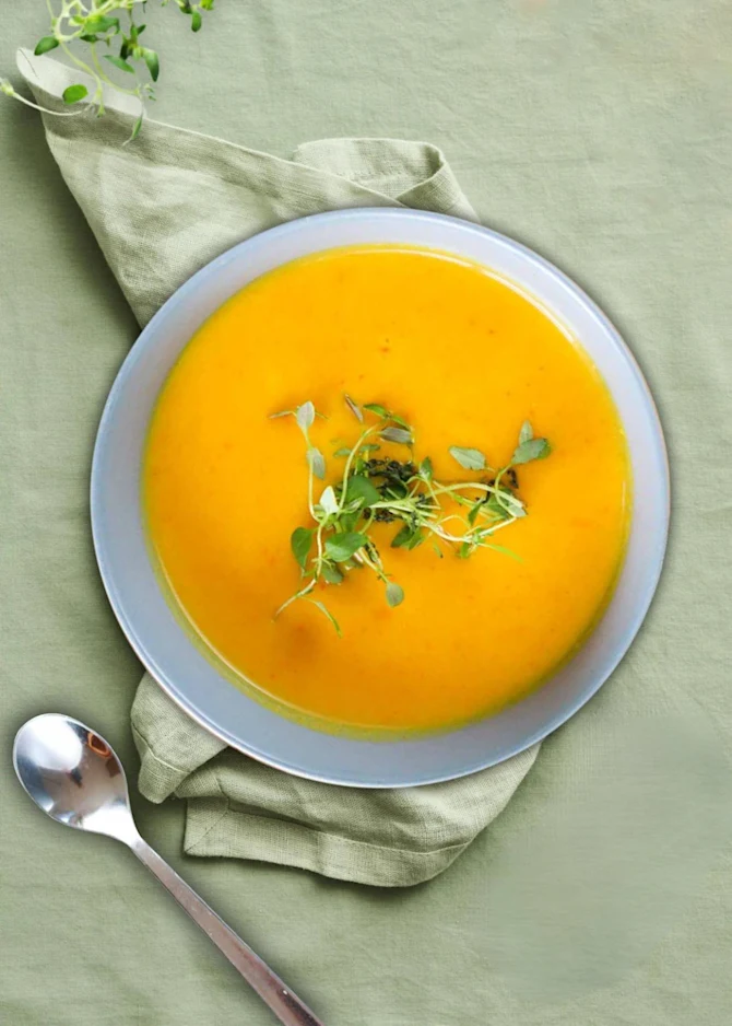  Hokkaidosuppe med pizzasnegle som tilbehør