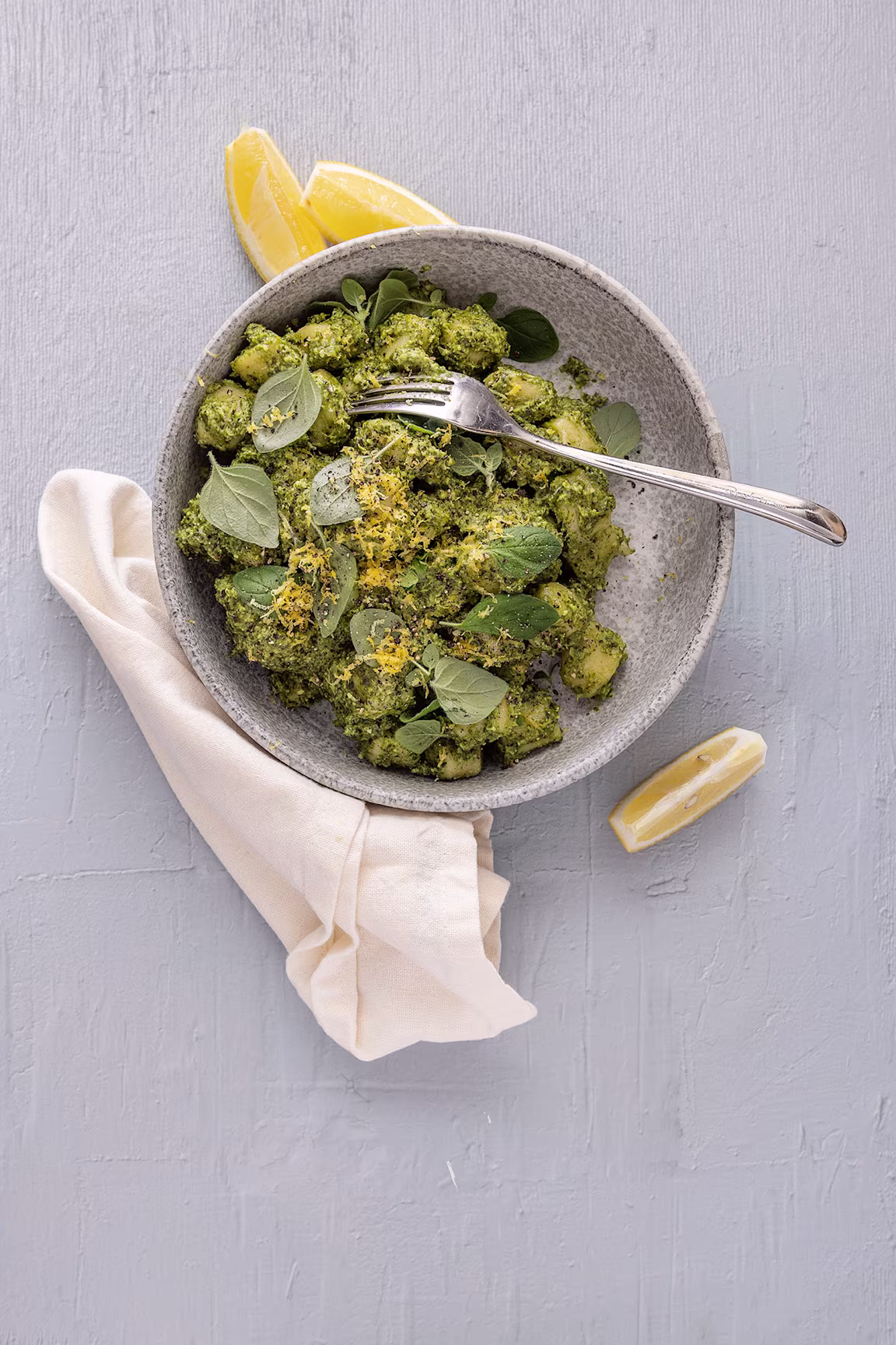 Gnocchi med grønkålspesto